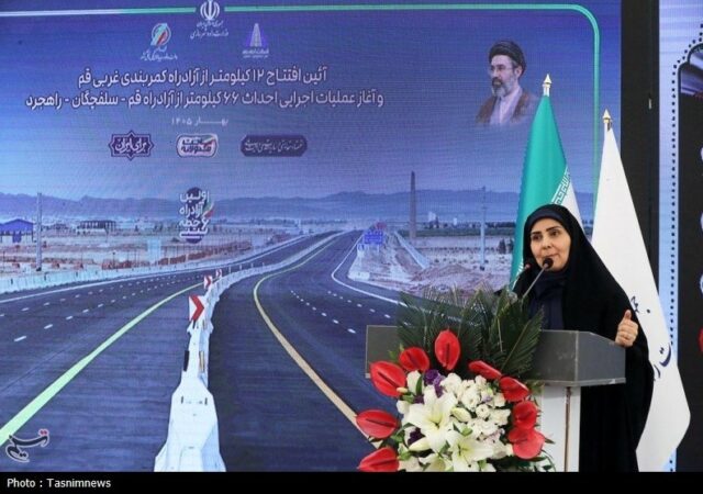 وزیر راه: مهندسان پای‌کار ایران ایستاده‌اند/پروژه‌ها روی زمین نمی‌ماند