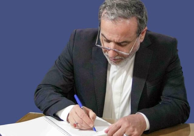 پیام تسلیت وزیر امور خارجه به رئیس جمعیت هلال احمر