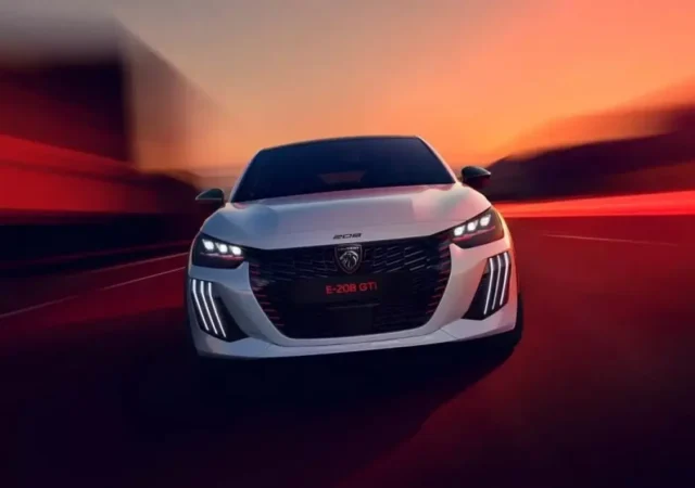 بازگشت افسانه GTi در لباس برقی / پژو e-208 GTi معادلات را تغییر داد