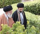 تصویری متفاوت از آیتالله سیدمجتبی خامنهای و رهبر شهید در لبنان تصویری متفاوت از آیتالله سیدمجتبی خامنهای و رهبر شهید در لبنان