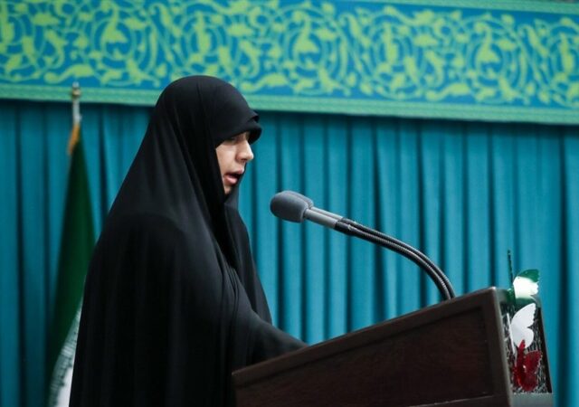 دختر شهید سلامی: پدرم فقط فرمانده سپاه نبود، فرمانده حقیقت و معنا بود