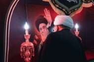 شمع‌های سوگ به یاد رهبر شهید روشن شد