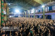 نوحه خوانی «راغب» در مسجد حظیره یزد همزمان با روز تاسوعای حسینی