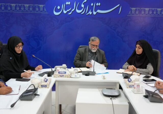 کتابخانه‌های با پیشرفت بالای ۷۰ درصد لرستان تکمیل شوند