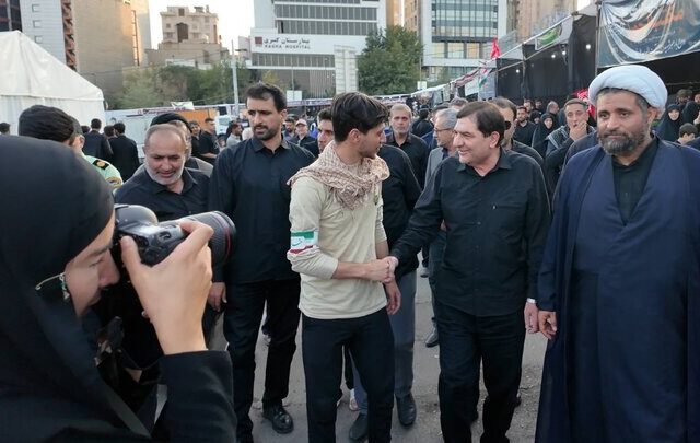 مخبر: مردم ایران خواهان انتقام و خونخواه اصلی رهبر خود هستند
