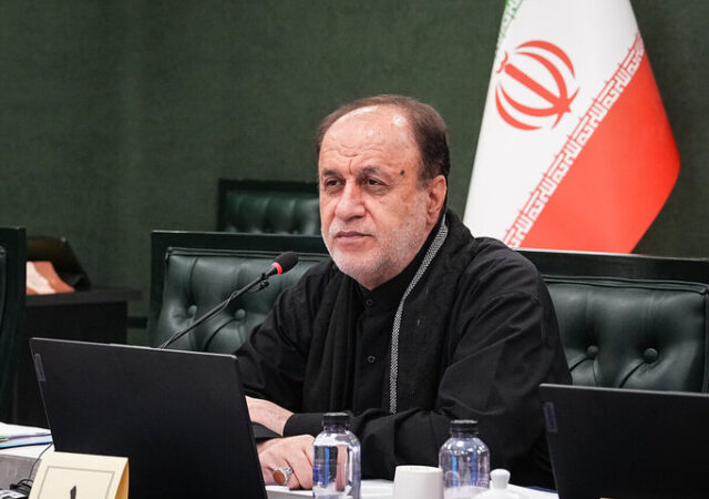 هیچ وقت با آمریکا به تفاهم نمی‌رسیم؛ تنگه هرمز قله اقتدار ایران است