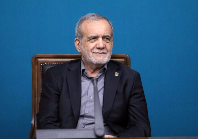 پزشکیان قهرمانی تیم ملی والیبال نشسته را تبریک گفت