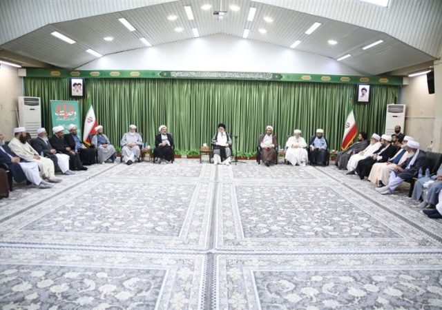 آیت‌الله علم‌الهدی: مردم وحدت را در رفتار مشترک علمای شیعه وسنی ببینند