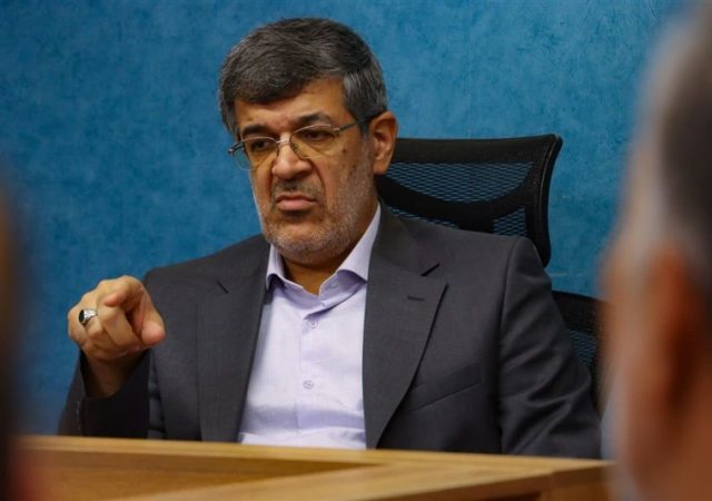 استاندار یزد: 150 هزار تبعه خارجی در استان یزد مشغول کارند