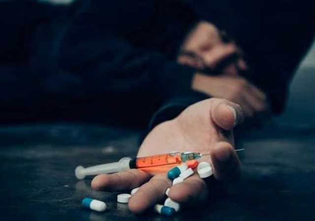 بررسی علمی باورهای غلط پیرامون اعتیاد از دریچه روانشناسی