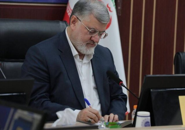 دفاع از ایران گاه در یک تیتر دقیق و یک قلم مسئولانه خلاصه می شود