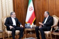دیدار نماینده مسیحیان ارامنه شمال کشور با وزیر امور خارجه