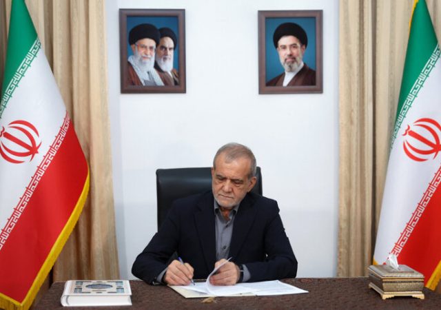 رئیس‌جمهور:دختران وزنه‌بردار ایران یک اولین ارزشمند ثبت کردند