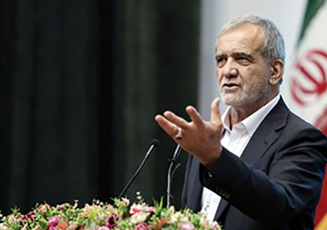 رهبر شهید وحدت اسلامی را اصلی راهبردی برای عزت، استقلال می‌دانستند