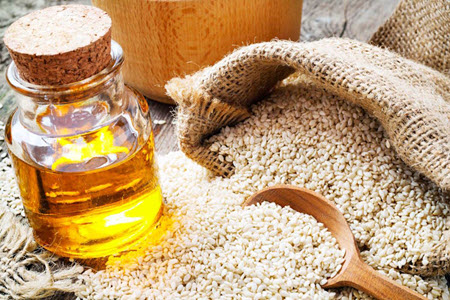 عوامل ایجاد کننده سم آفلاتوکسین،