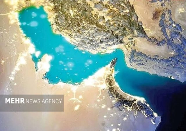 شناورها از ترتیبات ایرانی تردد از تنگه هرمز پیروی کنند