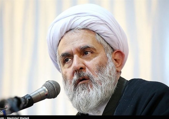 طائب: تنگه هرمز تحت مدیریت و کنترل جمهوری اسلامی ایران قرار دارد