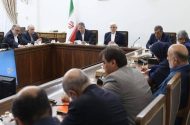 عارف: دشمن را در جبهه جنگ اقتصادی هم شکست می‌دهیم