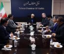 عارف: دولت آماده واگذاری اختیارات بازار به اصناف است