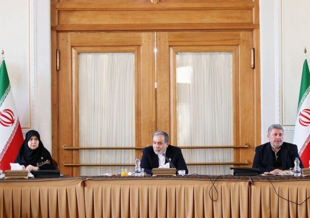 عراقچی: نقش رسانه‌ها در روایت دفاع مقدس ایرانیان بسیار کلیدی است