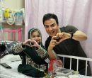 عمو پورنگ در مرکز طبی کودکان+ عکس عمو پورنگ در مرکز طبی کودکان+ عکس