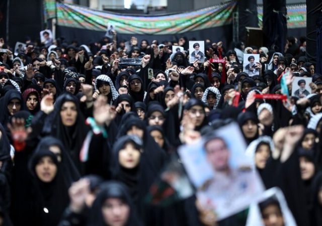 مراسم عزاداری اربعین هیأت‌های دانشجویی در جوار محل شهادت رهبر انقلاب
