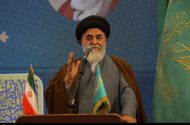 مسلمانان و آزادیخواهان جهان در خون‌خواهی امام شهید نقش‌آفرین باشند