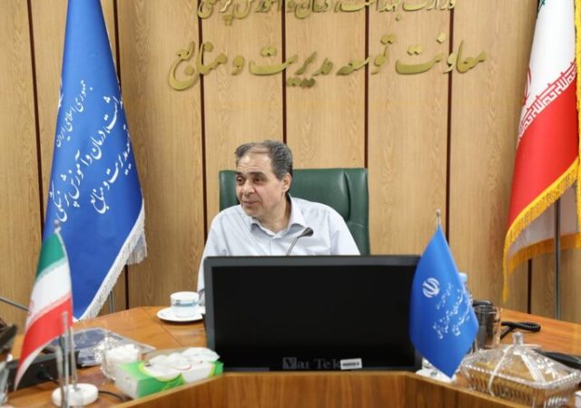 موهبتی: اصلاح نظام سلامت باید از بیمه‌ها آغاز شود