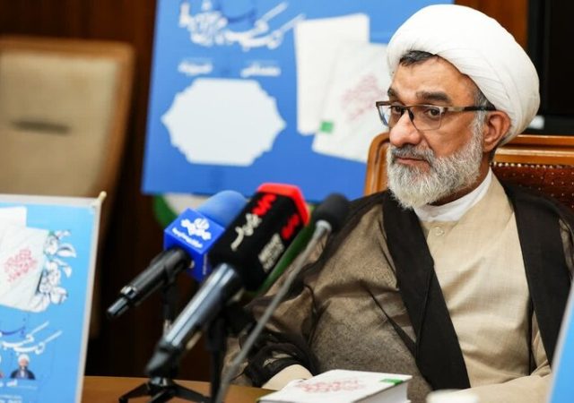 هدف مجمع بین‌المللی اساتید باید «گفتمان‌سازی» باشد