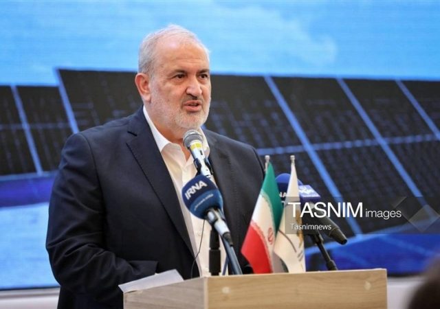 وزیر نیرو: کاهش 2 هزار مگاواتی مصرف برق با همراهی مردم