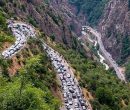 کندوان آزادراه مسافران و بست بومیان؛ وقتی جاده زندگی را متوقف میکند کندوان آزادراه مسافران و بست بومیان؛ وقتی جاده زندگی را متوقف میکند