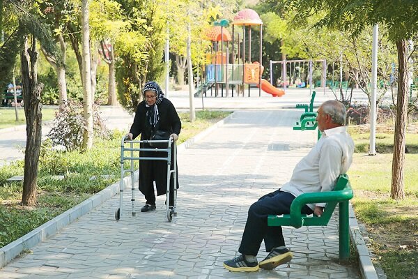 استان مرکزی و گذار جمعیتی؛ لزوم بازطراحی زیرساخت‌ها برای نسل نقره‌ای