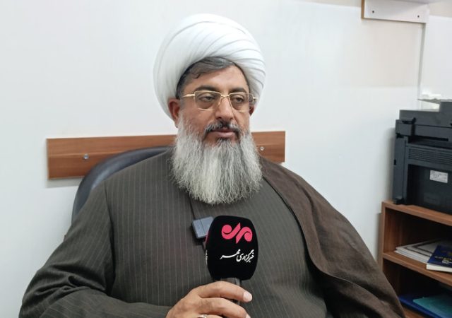امام جمعه ساوجبلاغ: وحدت مردم یمن رمز پیروزی‌های انصارالله است