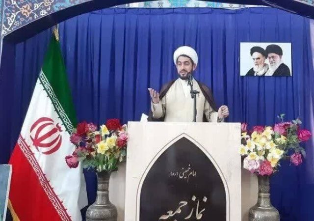 تداوم حماسه خیابانی در گرو برنامه با مردم است