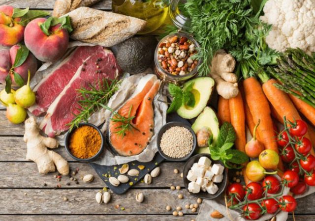 تغذیه مادران باردار؛ قانون ارائه سبد رایگان غذایی باید درست اجرا شود