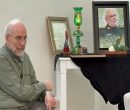 حضور قالیباف در منزل شهیدان خادمی و نصیرزاده