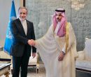 دیدار وزرای امور خارجه ایران و عربستان سعودی دیدار وزرای امور خارجه ایران و عربستان سعودی
