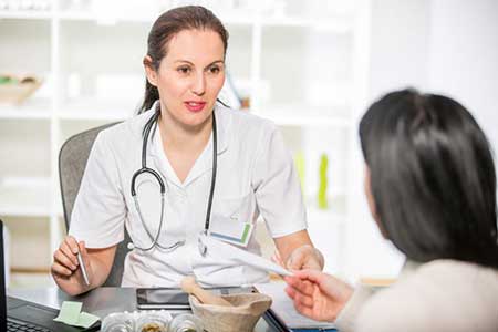 رحم دوشاخه چیست و چگونه درمان می شود؟