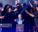 رونمایی از تندیس اکبر عبدی؛ هنرمندی که به خاطرهای ملی تبدیل شد رونمایی از تندیس اکبر عبدی؛ هنرمندی که به خاطرهای ملی تبدیل شد