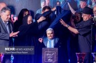 رونمایی از تندیس اکبر عبدی؛ هنرمندی که به خاطره‌ای ملی تبدیل شد
