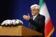 عارف: دولت چهاردهم از ابتدا برای اداره کشور در شرایط جنگی آماده بود