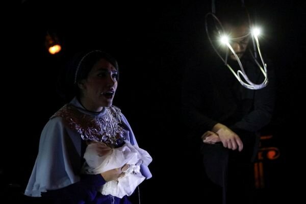 قصه سه «همای» در دل تاریخ؛ دستمزد استاد دانشگاه از حقوق کارگر کمتر است قصه سه «همای» در دل تاریخ؛ دستمزد استاد دانشگاه از حقوق کارگر کمتر است