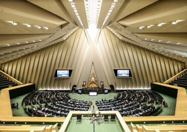 نسخه مجلس برای حمایت از معیشت مردم؛ از افزایش کالابرگ تا مهار تورم