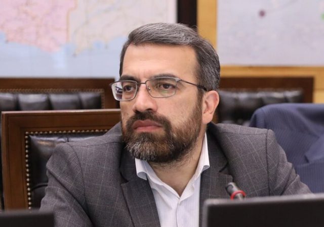 محمودی: مردم را نباید با تقسیم‌بندی‌های سیاسی ابزار قدرت کرد