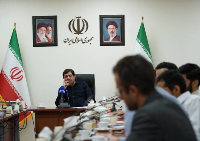 مخبر: با ورود نخبگان گره‌ها بازشدنی است
